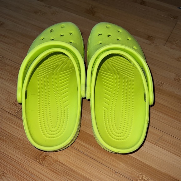 Crocs Classic Clog|Comfortable Slip On Casual - Picture 4 of 5